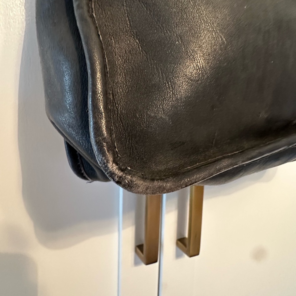 Vintage Classic Black Leather Top Handle Bag - Picture 6 of 10
